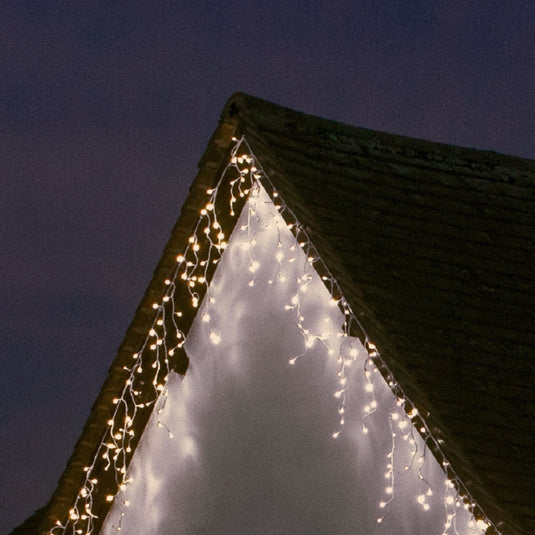 240 White Snowing Icicles with White Cable